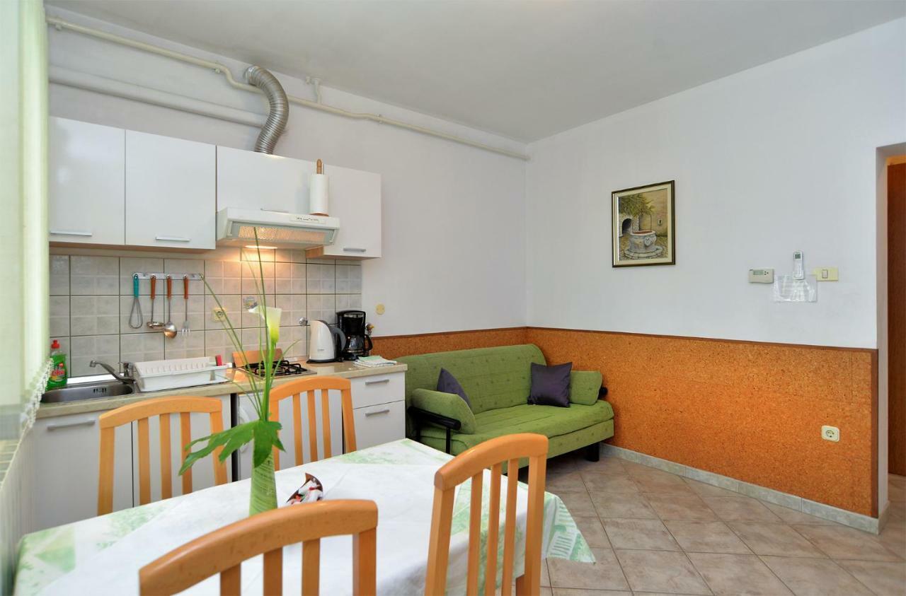 Pool Apartments 624 Πούλα Εξωτερικό φωτογραφία