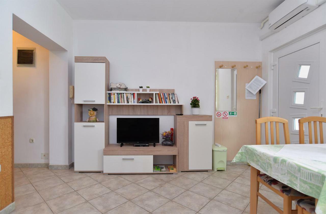 Pool Apartments 624 Πούλα Εξωτερικό φωτογραφία
