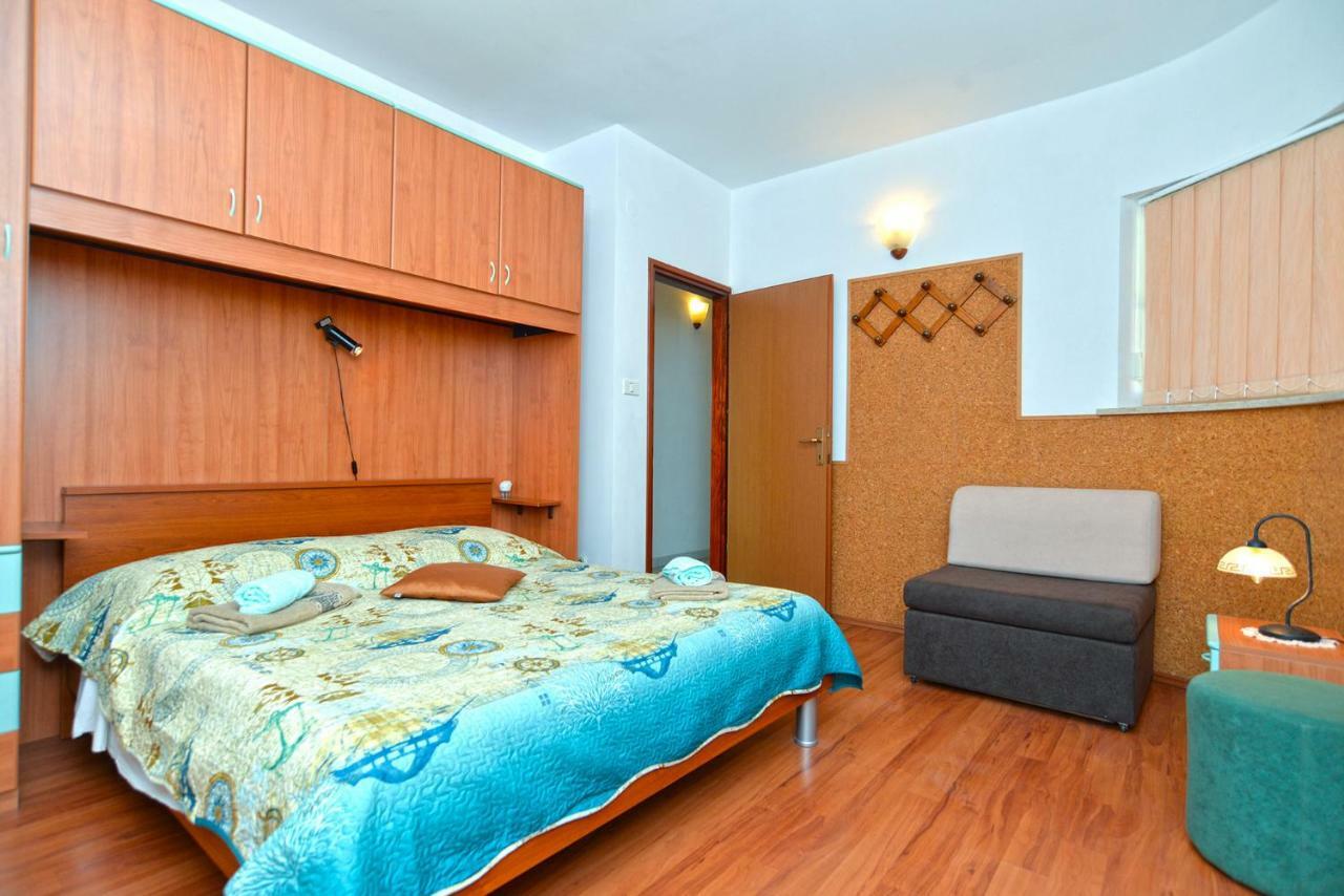 Pool Apartments 624 Πούλα Εξωτερικό φωτογραφία