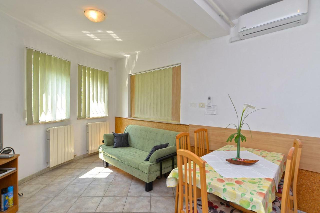 Pool Apartments 624 Πούλα Εξωτερικό φωτογραφία