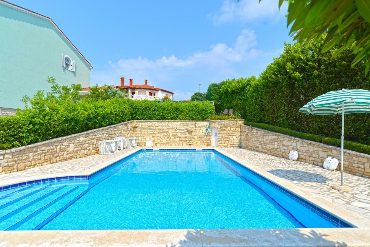 Pool Apartments 624 Πούλα Εξωτερικό φωτογραφία